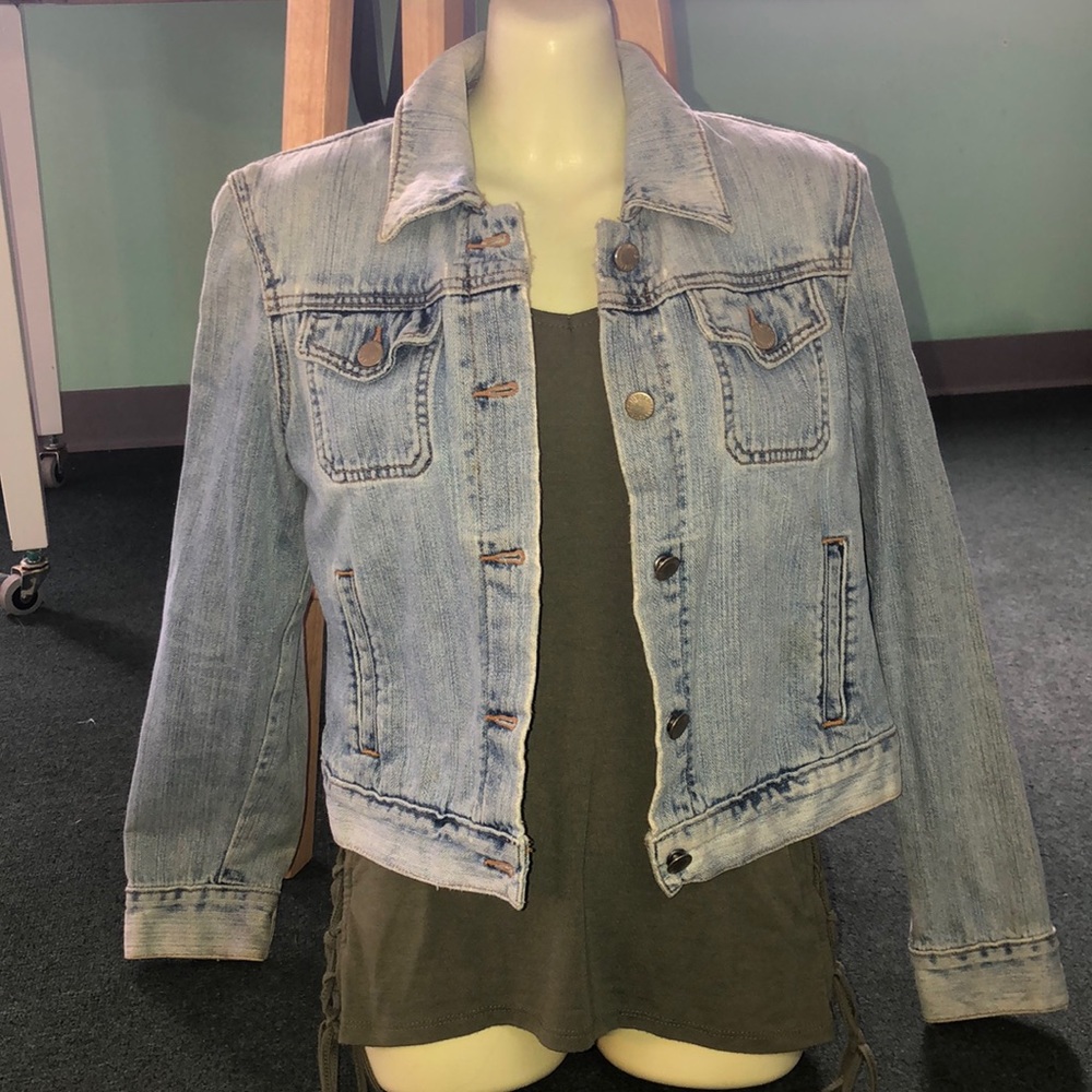 JEAN JACKET ONLY